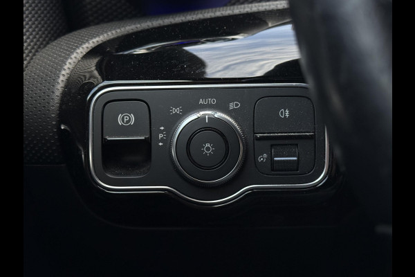 Mercedes-Benz A-Klasse 250e Aut. Business Sol. Luxury | Navi | Camera | Leder | Sfeer Verlichting |