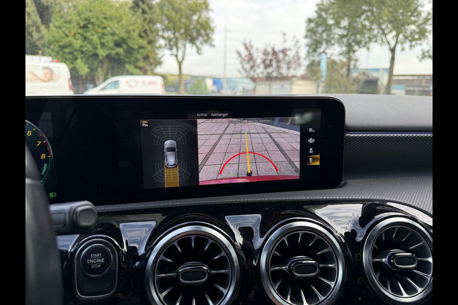 Mercedes-Benz A-Klasse 250e Aut. Business Sol. Luxury | Navi | Camera | Leder | Sfeer Verlichting |