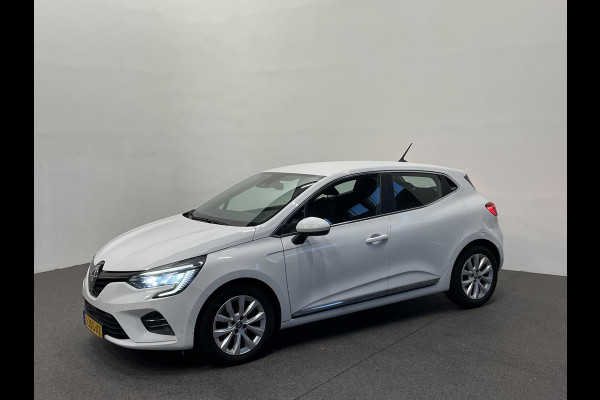 Renault Clio 1.0 TCe Intens Airco ECC Navi Carplay Cruise Control Full LED Virtual Cockpit 16" LM Velgen Half leder APK 06-2026