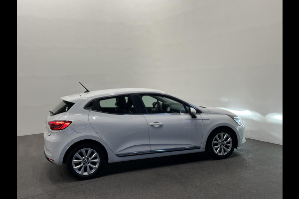 Renault Clio 1.0 TCe Intens Airco ECC Navi Carplay Cruise Control Full LED Virtual Cockpit 16" LM Velgen Half leder APK 06-2026