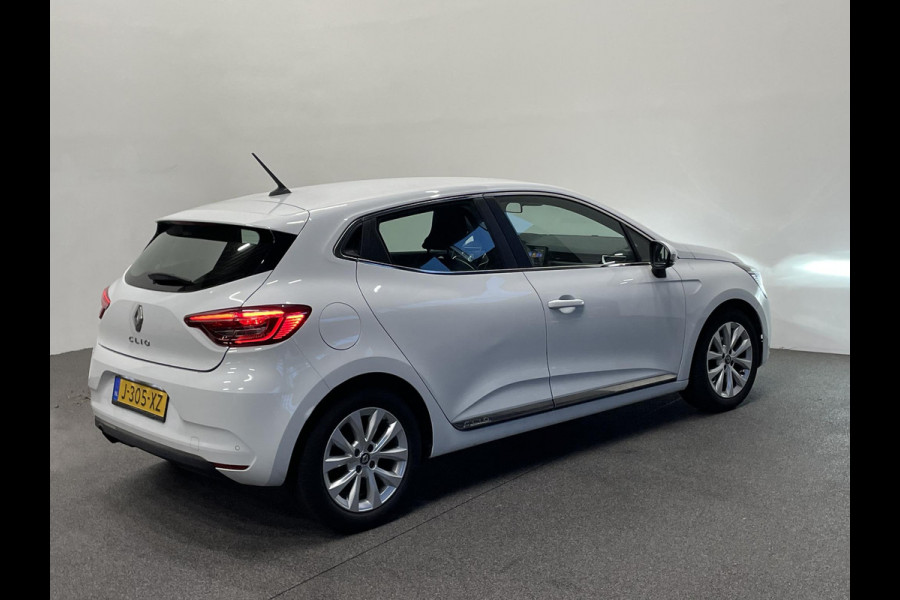 Renault Clio 1.0 TCe Intens Airco ECC Navi Carplay Cruise Control Full LED Virtual Cockpit 16" LM Velgen Half leder APK 06-2026