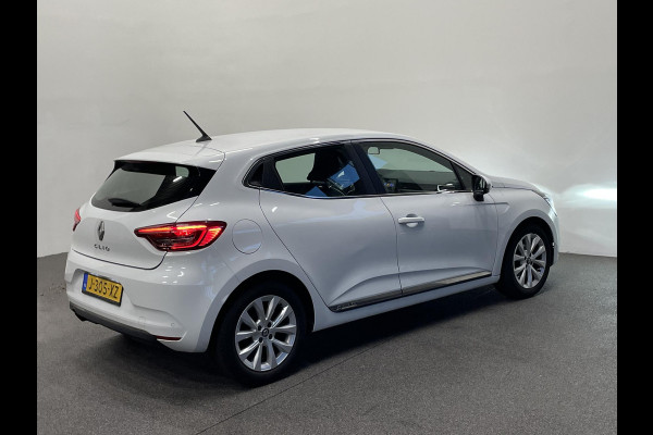 Renault Clio 1.0 TCe Intens Airco ECC Navi Carplay Cruise Control Full LED Virtual Cockpit 16" LM Velgen Half leder APK 06-2026
