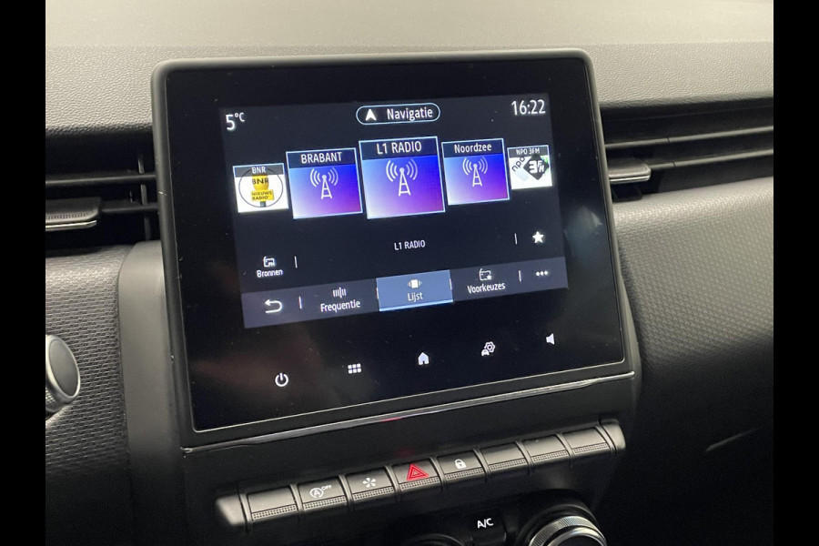 Renault Clio 1.0 TCe Intens Airco ECC Navi Carplay Cruise Control Full LED Virtual Cockpit 16" LM Velgen Half leder APK 06-2026