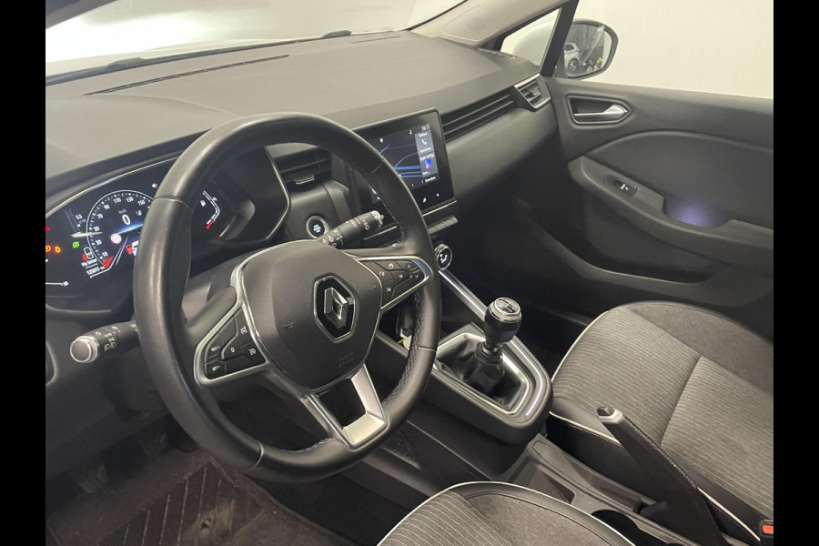 Renault Clio 1.0 TCe Intens Airco ECC Navi Carplay Cruise Control Full LED Virtual Cockpit 16" LM Velgen Half leder APK 06-2026