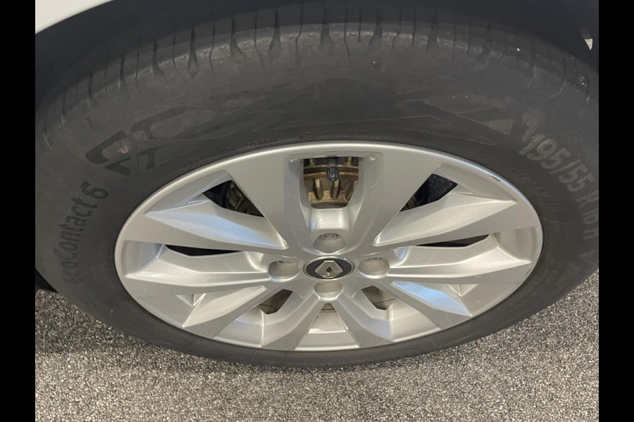 Renault Clio 1.0 TCe Intens Airco ECC Navi Carplay Cruise Control Full LED Virtual Cockpit 16" LM Velgen Half leder APK 06-2026