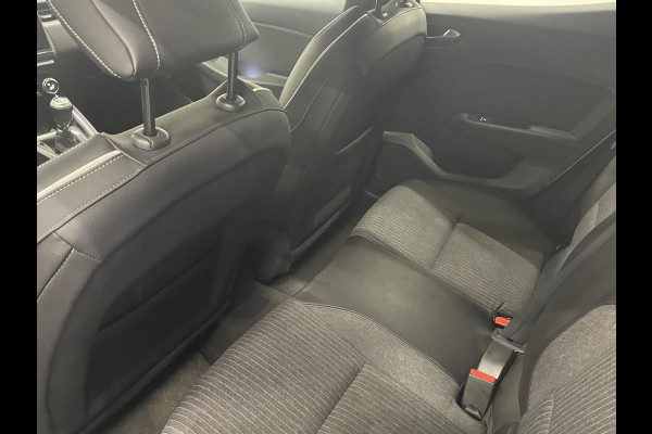 Renault Clio 1.0 TCe Intens Airco ECC Navi Carplay Cruise Control Full LED Virtual Cockpit 16" LM Velgen Half leder APK 06-2026