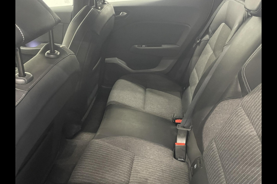 Renault Clio 1.0 TCe Intens Airco ECC Navi Carplay Cruise Control Full LED Virtual Cockpit 16" LM Velgen Half leder APK 06-2026