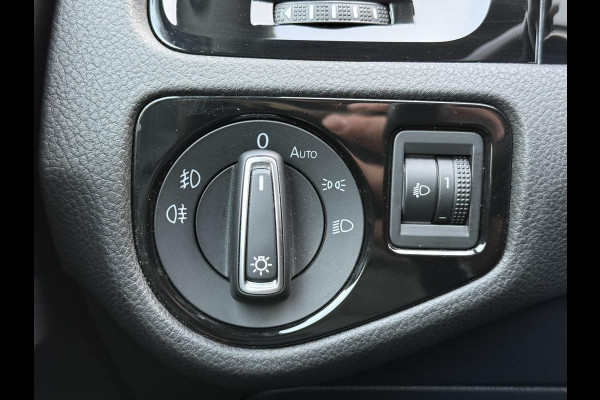 Volkswagen Golf 1.2 TSI Trendline 2e Eigenaar,Clima,Cruise,Lm velgen,Pdc V+A,Stoelverwarming,N.A.P,Weinig Km,Nieuwe Apk bij Aflevering