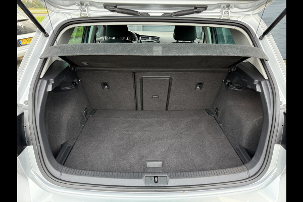 Volkswagen Golf 1.2 TSI Trendline 2e Eigenaar,Clima,Cruise,Lm velgen,Pdc V+A,Stoelverwarming,N.A.P,Weinig Km,Nieuwe Apk bij Aflevering