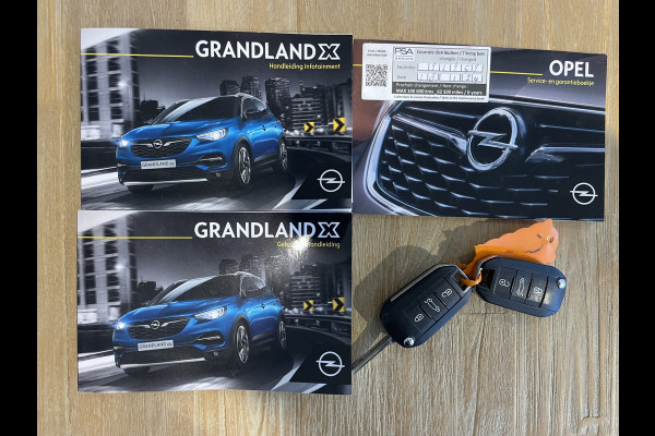 Opel Grandland X 1.2 Turbo Business Edition Achteruitrijcamera - Cruise control - Airco - Apple carplay - Alarm klasse 1  - Bluetooth - Parkeersensoren voor en achter - navigatiesysteem - Radio - Start/stop systeem - Stuur multifunctio