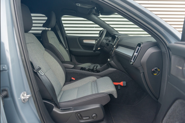 Volvo XC40 T4 Aut. Plug-in Hybrid Plus Dark ACC Parkeercamera Stoelverwarming 211pk