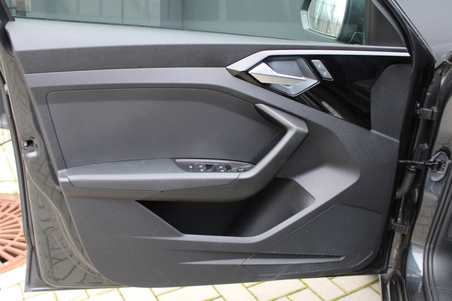 Audi A1 Sportback 25 TFSI Advanced edition | CARPLAY | PDC | VIRTUAL | AUTOMAAT |