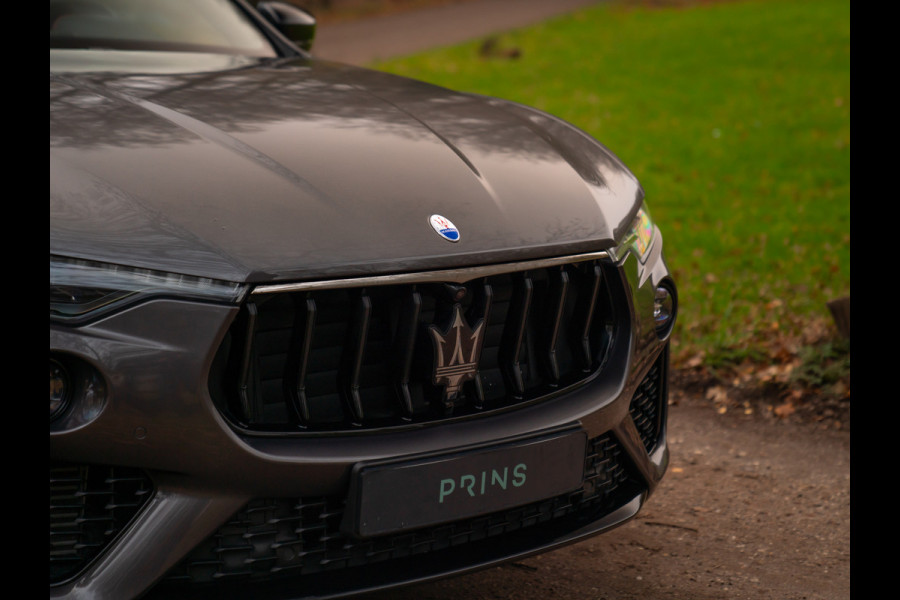 Maserati Levante 3.0 V6 S AWD 430pk Facelift | Pano-dak | 21 inch | Harman/Kardon | 360 camera