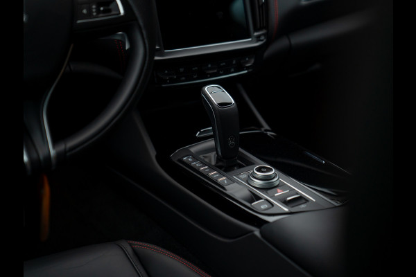 Maserati Levante 3.0 V6 S AWD 430pk Facelift | Pano-dak | 21 inch | Harman/Kardon | 360 camera