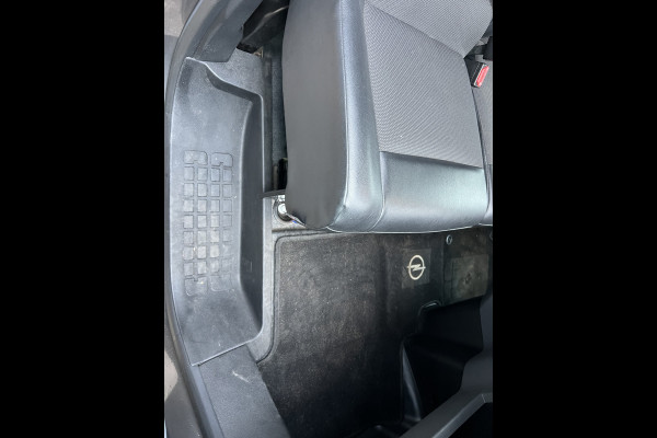 Opel Vivaro 2.0 CDTI 150 pk L3H1 Innovation/Navi/Xenon/Camera