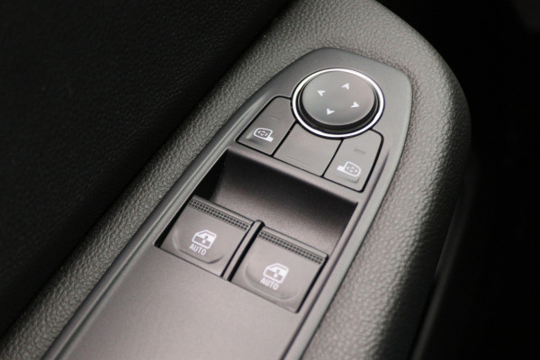 Renault Clio 1.0 TCe Zen LED, Apple Carplay, Lane Assist, Cruise, PDC, 16"