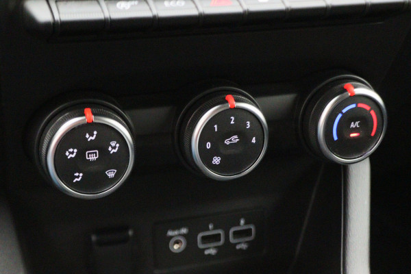 Renault Clio 1.0 TCe Zen LED, Apple Carplay, Lane Assist, Cruise, PDC, 16"