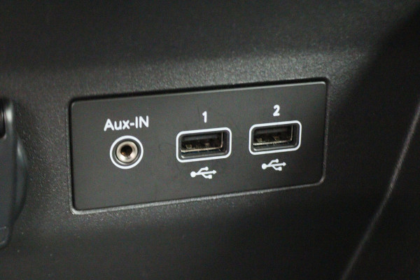 Renault Clio 1.0 TCe Zen LED, Apple Carplay, Lane Assist, Cruise, PDC, 16"