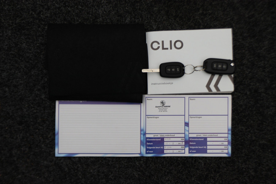 Renault Clio 1.0 TCe Zen LED, Apple Carplay, Lane Assist, Cruise, PDC, 16"