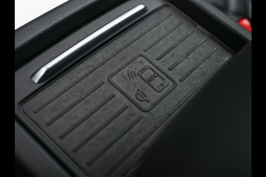 Audi Q5 Sportback 50 TFSI e S edition · Adaptive Cruise · Luchtvering · Memory Seats · Bang & Olufsen Sound · Stoelverwarming · Leder ·