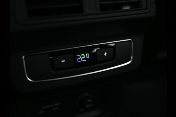 Audi Q5 Sportback 50 TFSI e S edition · Adaptive Cruise · Luchtvering · Memory Seats · Bang & Olufsen Sound · Stoelverwarming · Leder ·