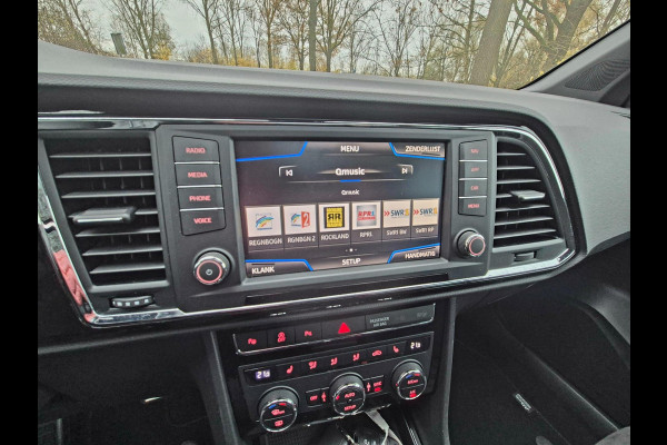 Seat Ateca 1.5 TSI FR Business Intense . Panoramadak . Trekhaak