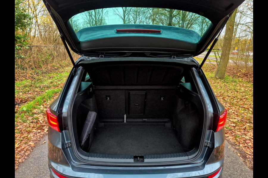 Seat Ateca 1.5 TSI FR Business Intense . Panoramadak . Trekhaak