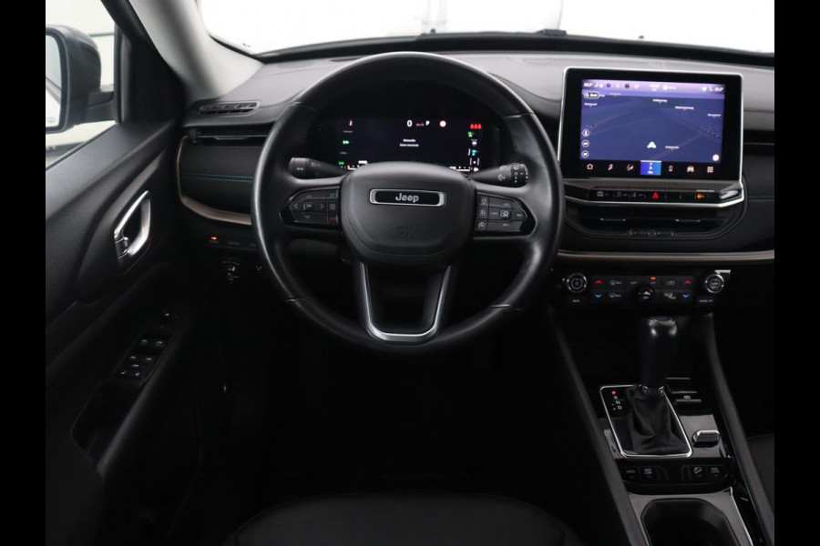 Jeep Compass 4xe 240 Plug-in Hybrid Electric S | Stoel & stuurverwarming | Half leder | Camera | Adaptive cruise | Carplay | Keyless | Digital Cockpit | Climate control | PHEV