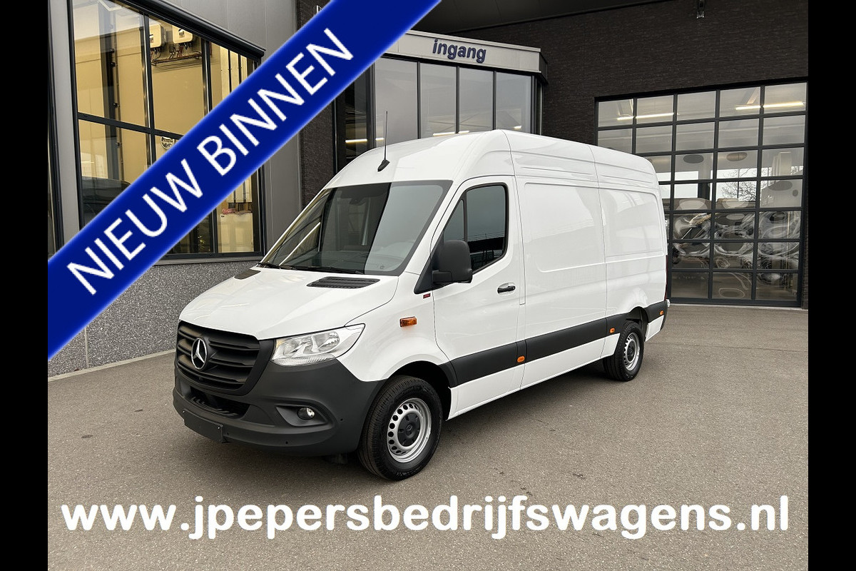 Mercedes-Benz Sprinter 317 CDI L2 H2 MBUX / 360 Camera / Parkeersensoren / Navigatie / Cruise control / Airco / 270 Graden achterdeuren