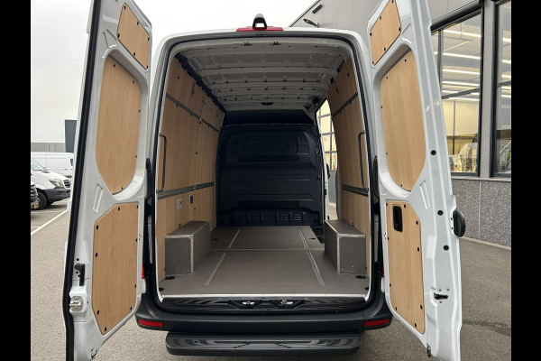 Mercedes-Benz Sprinter 317 CDI L2 H2 MBUX / 360 Camera / Parkeersensoren / Navigatie / Cruise control / Airco / 270 Graden achterdeuren