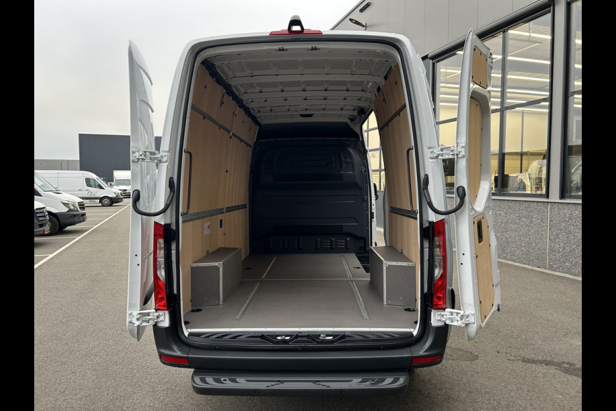 Mercedes-Benz Sprinter 317 CDI L2 H2 MBUX / 360 Camera / Parkeersensoren / Navigatie / Cruise control / Airco / 270 Graden achterdeuren