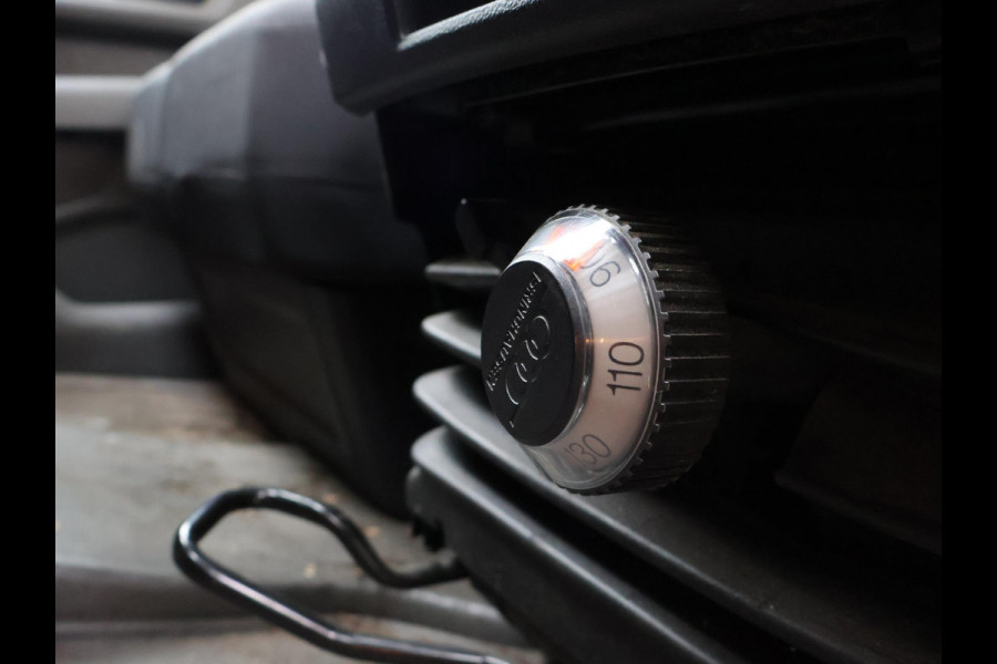 Volkswagen Crafter 35 2.0 TDI 140 PK EURO 6 BAKWAGEN MEUBELBAK + APPLE CARPLAY | AIRCO | GEVEERDE STOEL