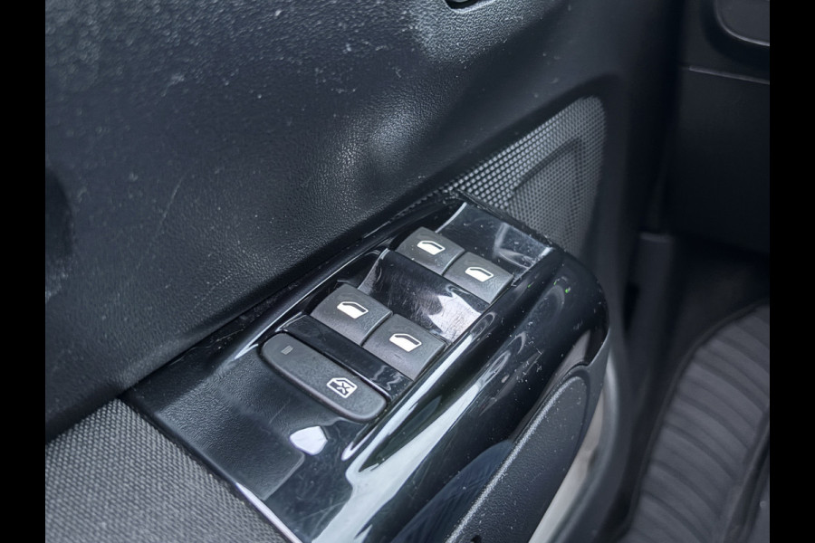 Citroën C3 1.2 PureTech Feel 105g | Lane Assist | Sensoren Achter | Cruise | Navi