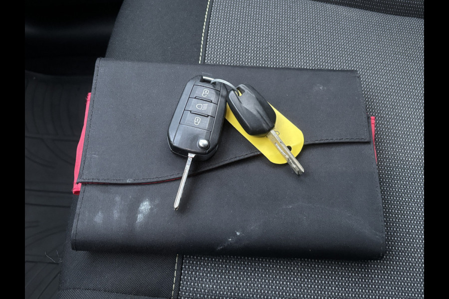 Citroën C3 1.2 PureTech Feel 105g | Lane Assist | Sensoren Achter | Cruise | Navi