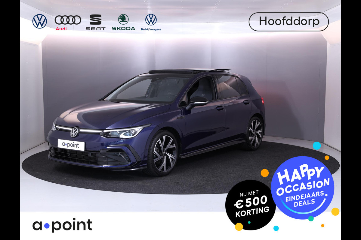 Volkswagen Golf 1.5 eTSI R-Line 150 pk Automaat (DSG) | Navigatie | Panoramadak | Parkeersensoren | Achteruitrijcamera | Matrix LED koplampen | Black Style pakket | R-Line |