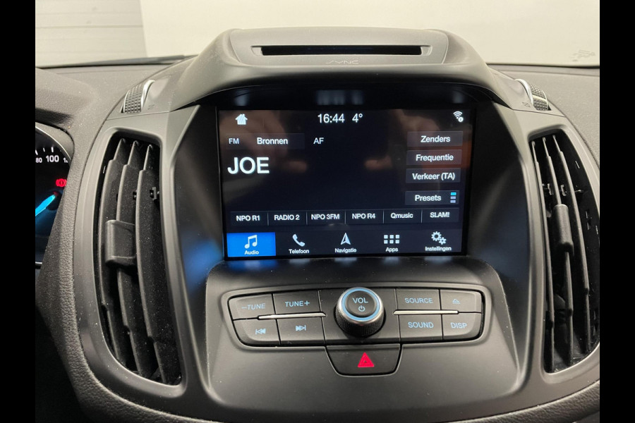 Ford Kuga 1.5 EcoBoost ST Line Trekhaak Navigatie Parkeersensoren Park Assist Cruise Control Xenon Climate Control Lichtmetalen velgen Getinte ramen