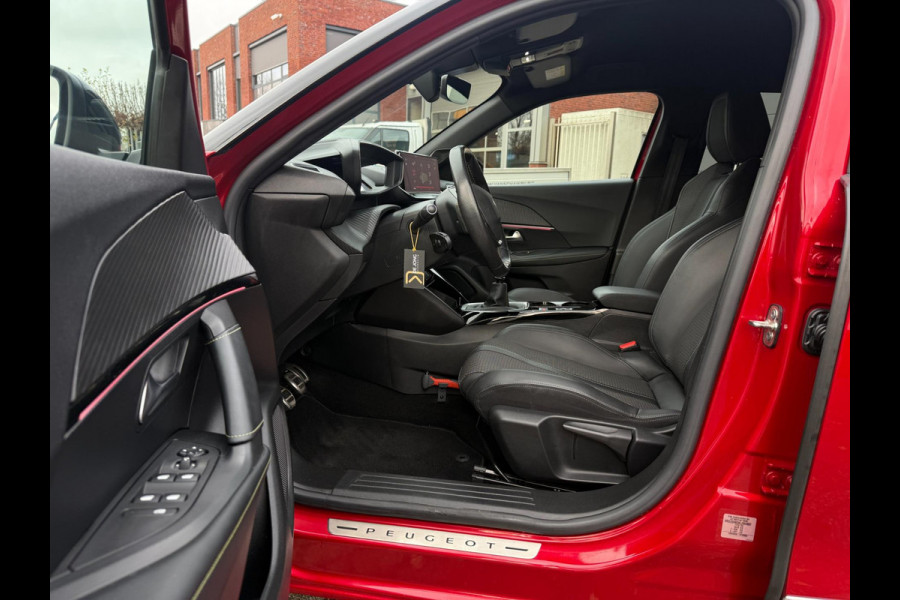 Peugeot 2008 1.2 PureTech GT Line 131PK 2021 LEDER LED CARPLAY LUX NAP
