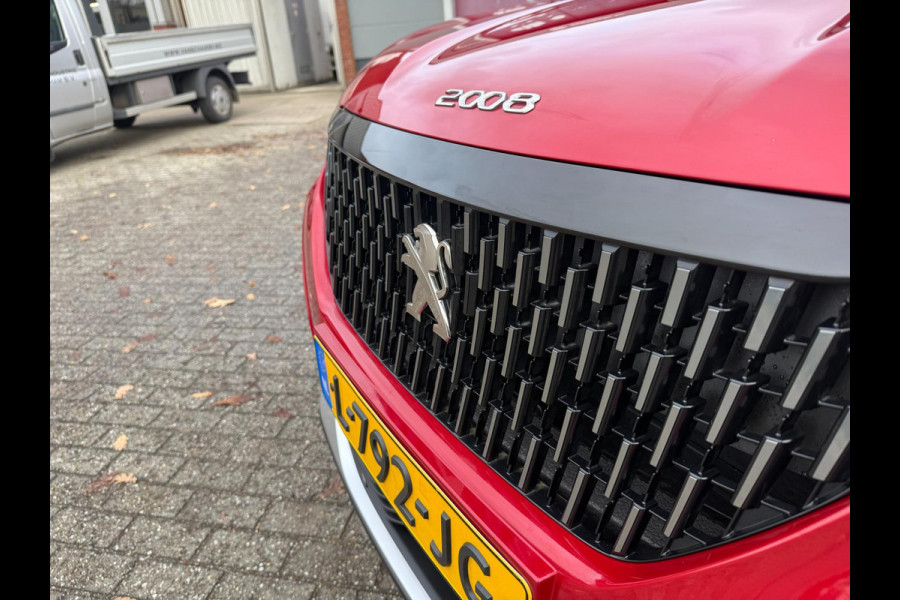 Peugeot 2008 1.2 PureTech GT Line 131PK 2021 LEDER LED CARPLAY LUX NAP