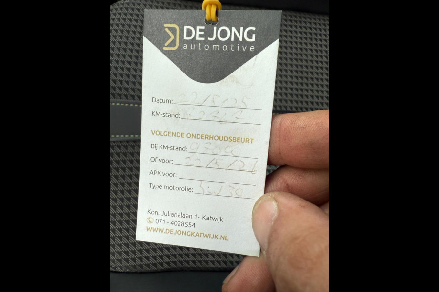 Peugeot 2008 1.2 PureTech GT Line 131PK 2021 LEDER LED CARPLAY LUX NAP