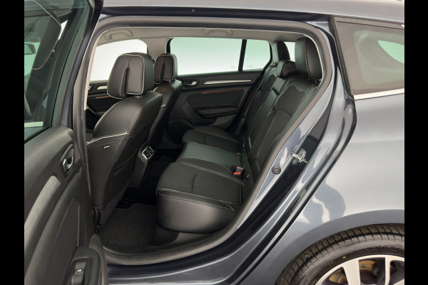 Renault Mégane Estate 1.5 dCi Bose *1/2 LEATHER | FULL-LED | NAVI-FULLMAP | CAMERA | KEYLESS | COMFORT-SEATS | ECC | PDC | 17''ALU*