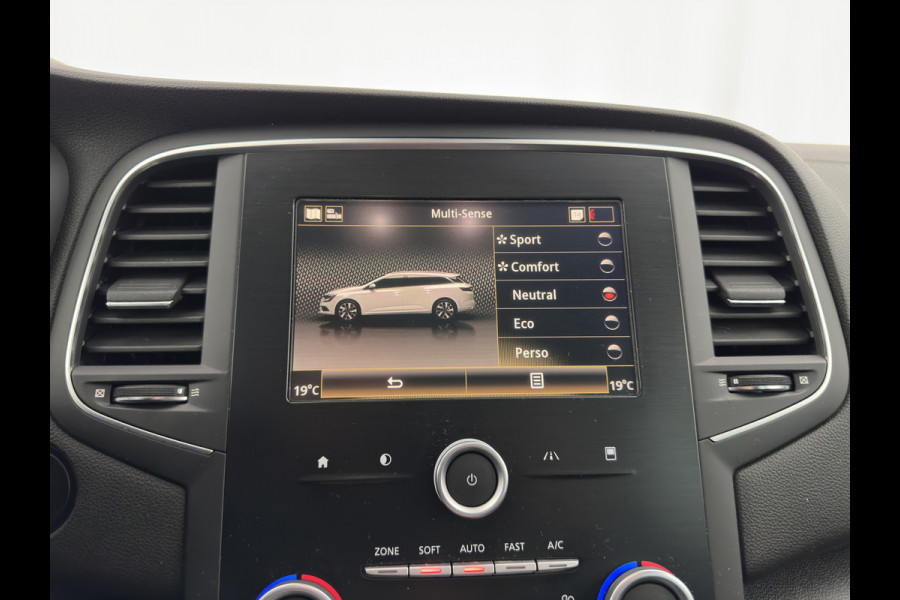 Renault Mégane Estate 1.5 dCi Bose *1/2 LEATHER | FULL-LED | NAVI-FULLMAP | CAMERA | KEYLESS | COMFORT-SEATS | ECC | PDC | 17''ALU*