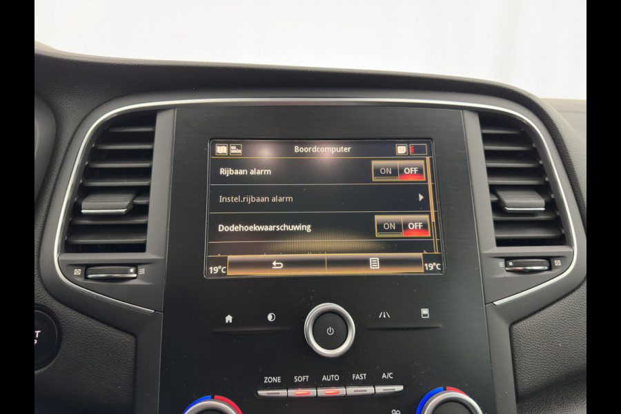 Renault Mégane Estate 1.5 dCi Bose *1/2 LEATHER | FULL-LED | NAVI-FULLMAP | CAMERA | KEYLESS | COMFORT-SEATS | ECC | PDC | 17''ALU*