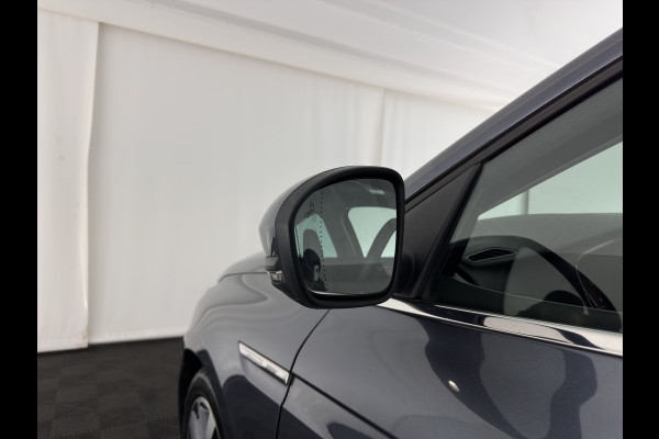 Renault Mégane Estate 1.5 dCi Bose *1/2 LEATHER | FULL-LED | NAVI-FULLMAP | CAMERA | KEYLESS | COMFORT-SEATS | ECC | PDC | 17''ALU*