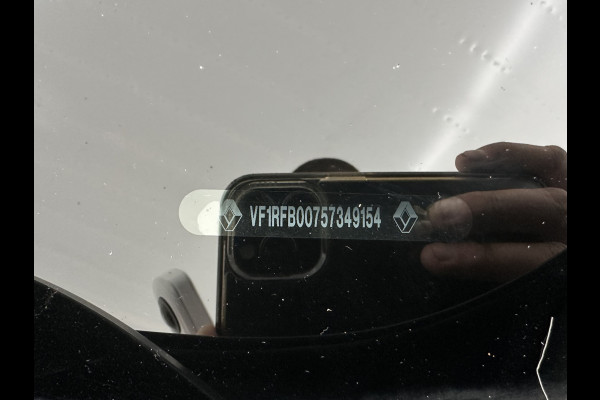 Renault Mégane Estate 1.5 dCi Bose *1/2 LEATHER | FULL-LED | NAVI-FULLMAP | CAMERA | KEYLESS | COMFORT-SEATS | ECC | PDC | 17''ALU*