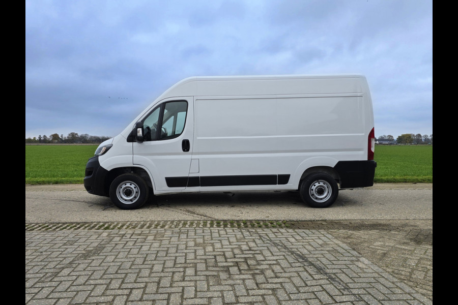 Fiat Ducato 35 2.2 MultiJet L2 H2 - 140 Pk - Euro 6 - ParkeerCamera - AppleCarplay AndroidAuto - Airco - Cruise Control