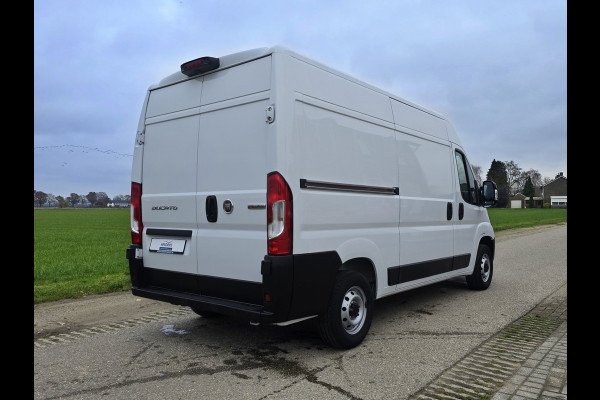 Fiat Ducato 35 2.2 MultiJet L2 H2 - 140 Pk - Euro 6 - ParkeerCamera - AppleCarplay AndroidAuto - Airco - Cruise Control
