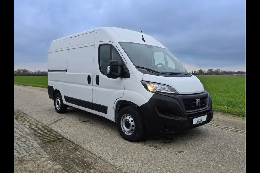 Fiat Ducato 35 2.2 MultiJet L2 H2 - 140 Pk - Euro 6 - ParkeerCamera - AppleCarplay AndroidAuto - Airco - Cruise Control