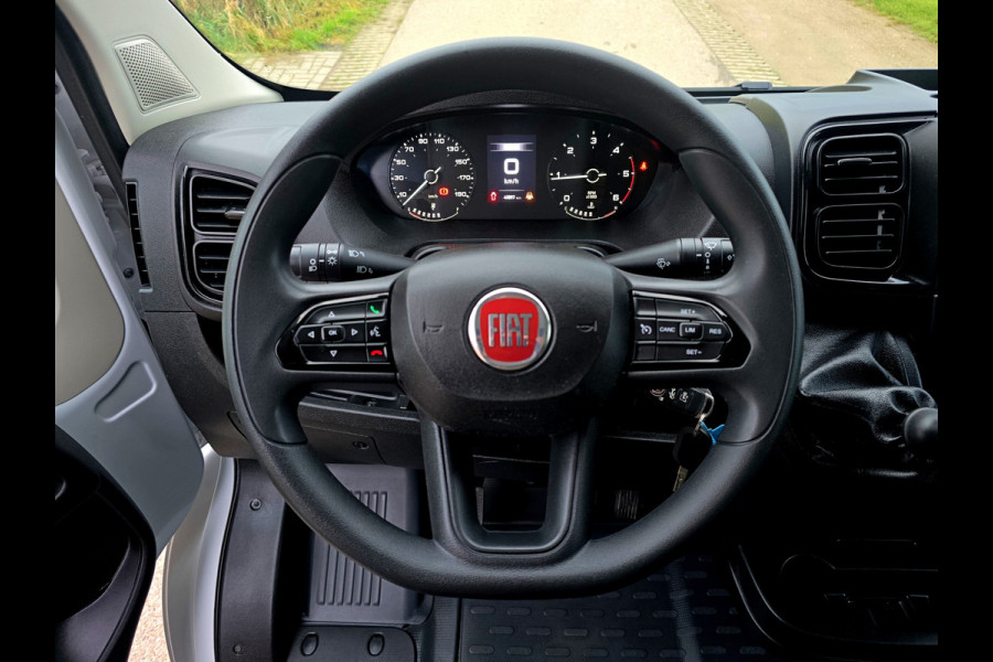 Fiat Ducato 35 2.2 MultiJet L2 H2 - 140 Pk - Euro 6 - ParkeerCamera - AppleCarplay AndroidAuto - Airco - Cruise Control