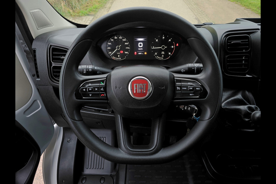 Fiat Ducato 35 2.2 MultiJet L2 H2 - 140 Pk - Euro 6 - ParkeerCamera - AppleCarplay AndroidAuto - Airco - Cruise Control