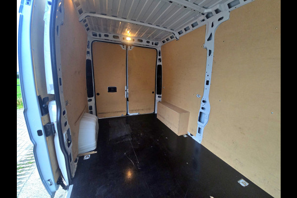 Fiat Ducato 35 2.2 MultiJet L2 H2 - 140 Pk - Euro 6 - ParkeerCamera - AppleCarplay AndroidAuto - Airco - Cruise Control